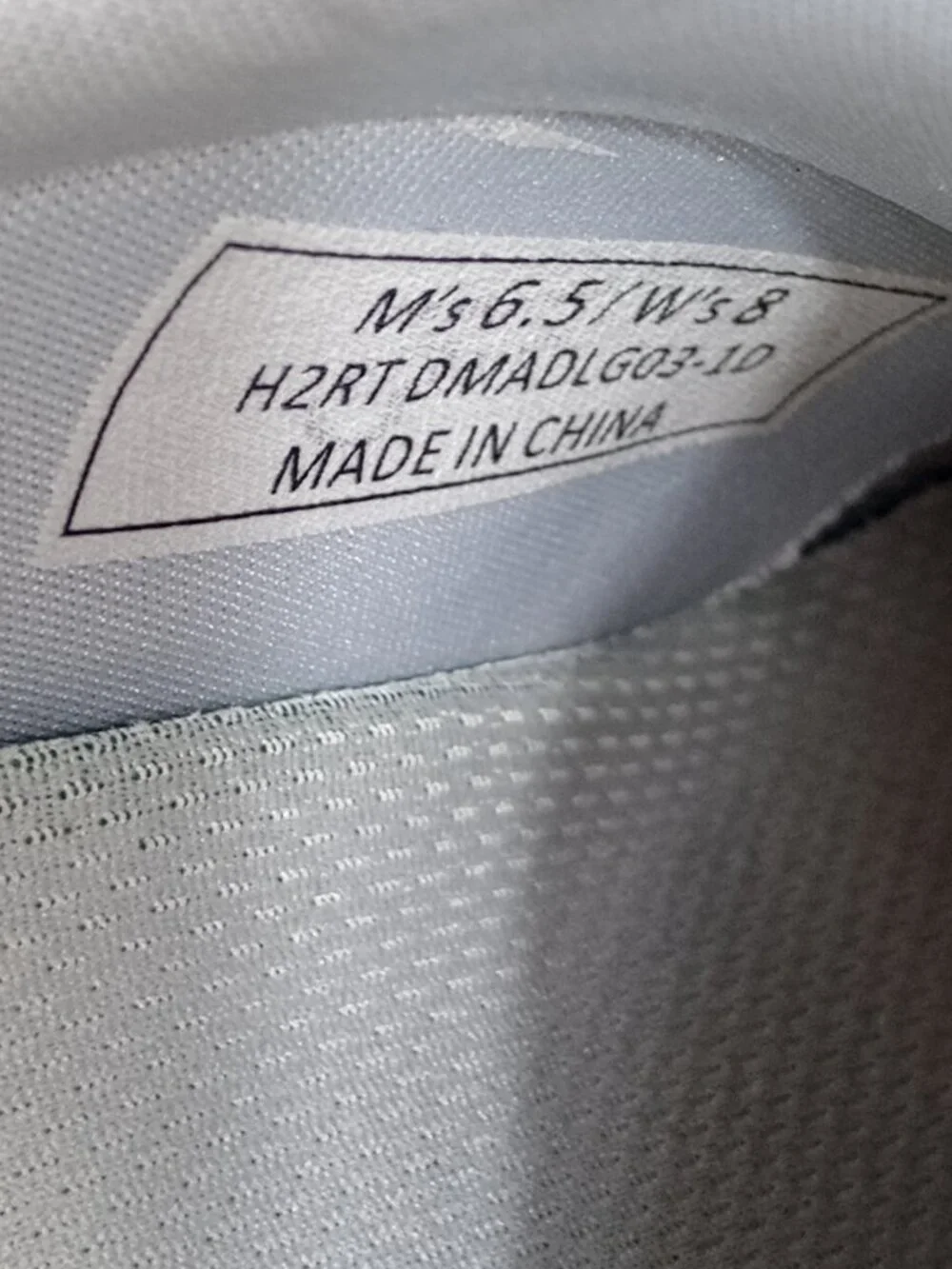 Kizik Hands-Free Slip-On Sneakers Women's Size 8 Gray Comfort Walking Shoes